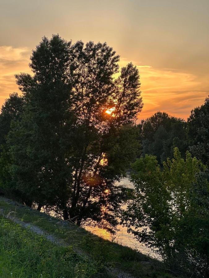 Sulla Ciclabile Apartment Lungo Il Fiume Adige Zevio Luaran gambar